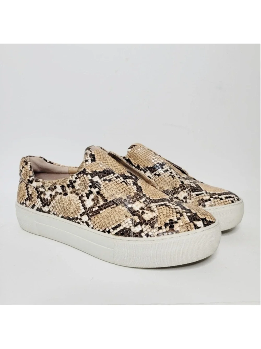 J/Slides Snake Embossed Platform Sneakers Size 8.5